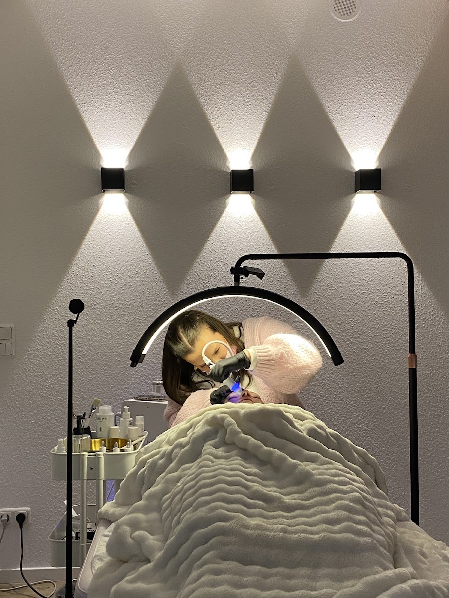 chérie cosmetics Studio Kiel